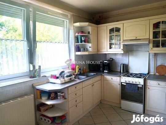 Eladó 96 nm-es lakás Debrecen