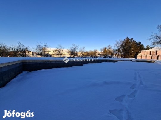 Eladó 99 nm-es ház Sülysáp