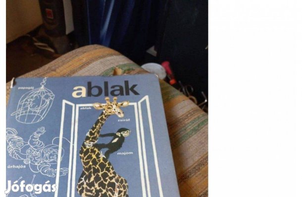 Eladó Ablak zsiráf kék