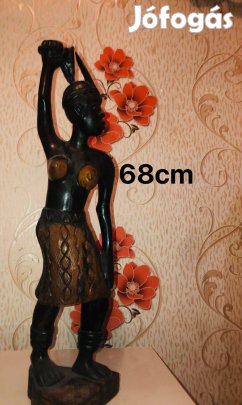 Eladó Afrikai stilusű tömörfából készült szobor