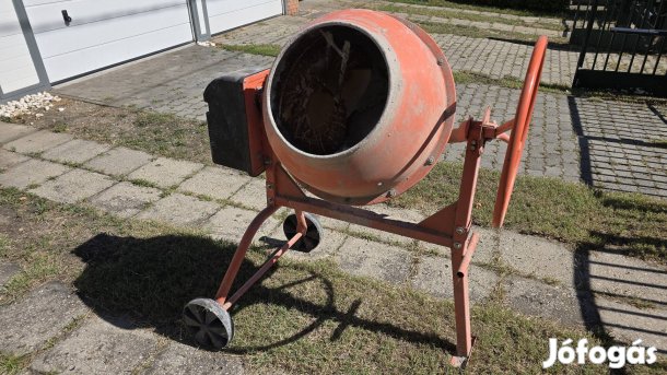 Eladó Agrimotor B1308FK keverőgép