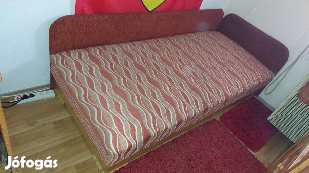 Eladó Ágyenműtartós ágy fenyő kerettel 200x90