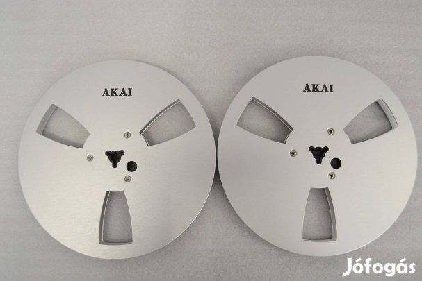 Eladó Akai orsó 18 cm magnó orsók