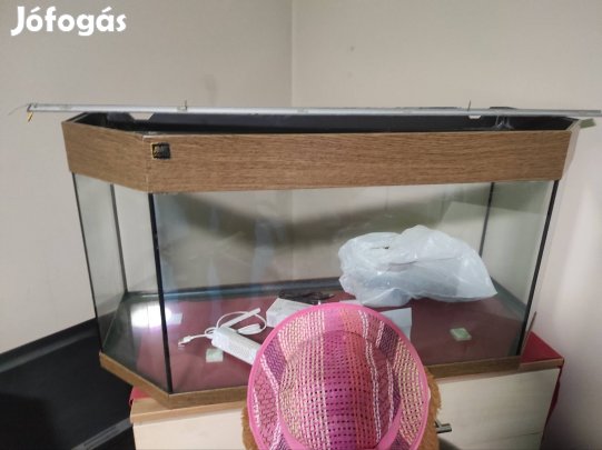 Eladó Akvárium ! 