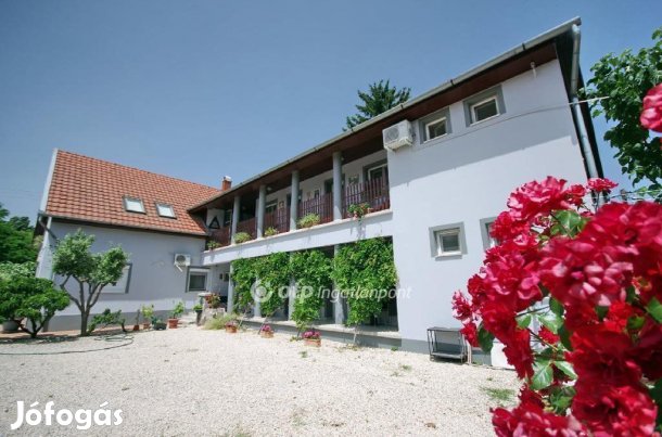 Eladó Apartman Ház, Gyula