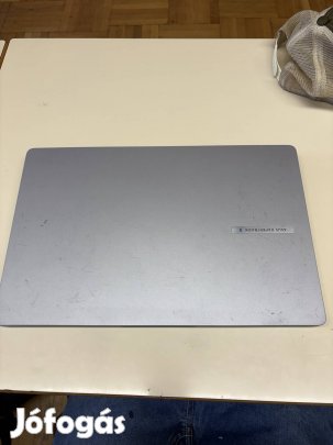 Eladó Asus Expertbook P1503CVA (i7-13700H, 32GB RAM, 1TB SSD)