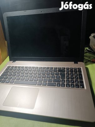 Eladó Asus laptop. i3