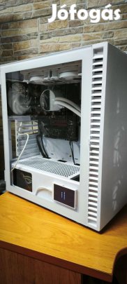 Eladó Asztali PC Fehér Színben Minőségi Alkatrészekből !!!