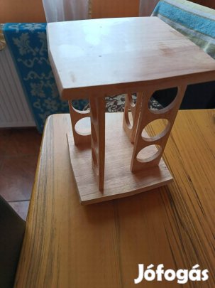 Eladó.Bambusz forgo füszertarto állvány