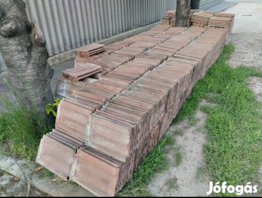 Eladó Békéscsabai hófogós natúr cserép 