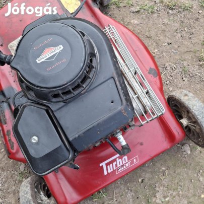 Eladó Benzines Fűnyíró!