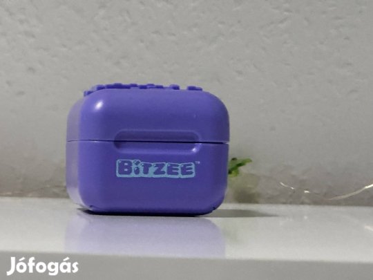 Eladó Bitzee interaktív digitális kisállat újszerű állapotban!