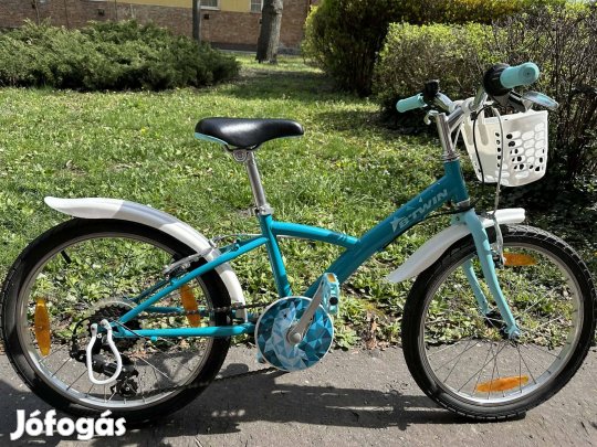Eladó Btwin 20-as gyerek kerékpár.