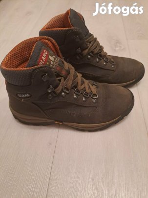 Eladó Cipész által felújított uniszex Olang bakancs. Vibram talp!!!