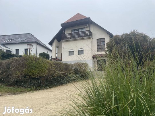 Eladó Családi Ház Balatonfüred Szívében