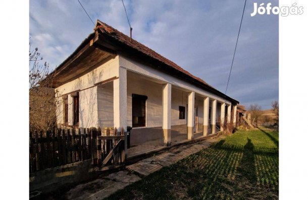 Eladó Családi ház Alsóvadászon