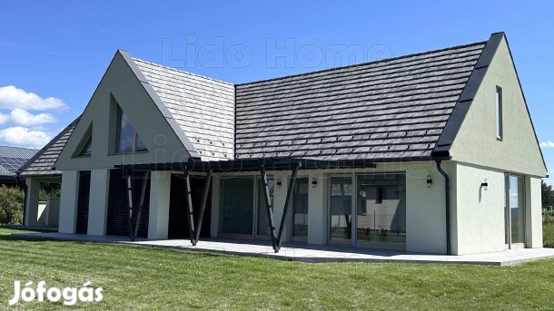 Eladó Cserszegtomajon ÚJÉPÍTÉSŰ, 150m2-es CSALÁDI HÁZ.