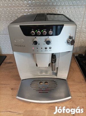 Eladó De'Longhi kávéfőző kávégép 