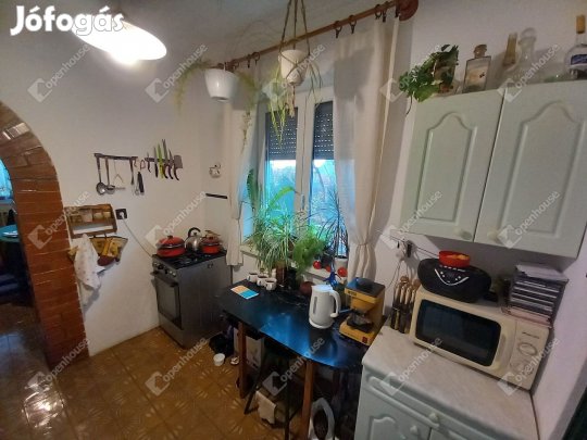 Eladó Debrecen, Alsójózsán családi ház