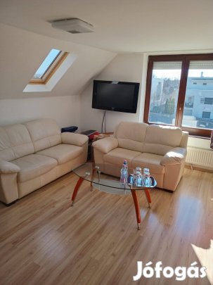 Eladó Debrecenben Nyúlasrészén Írodaház