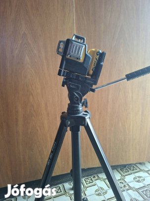Eladó Dewalt 12V XR keresztvonalas lézerszintező állvánnyal