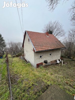 Eladó Dunához közeli ingatlan 22,5 millió Ft