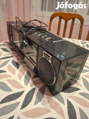 Eladó Elin Watchprofi hordozható TV / rádió / kazettás magnó