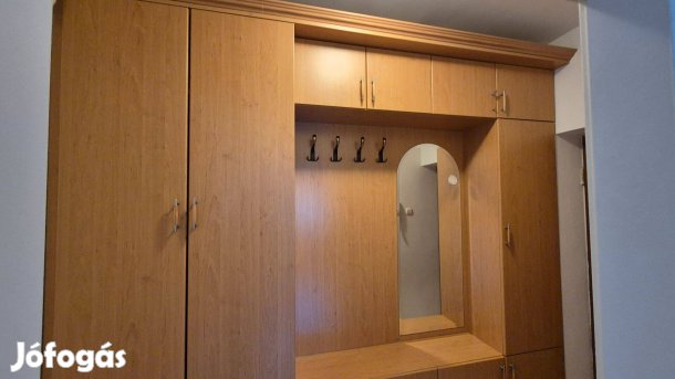 Eladó Előszobaszekrény / bútor Bp., Gazdagrét