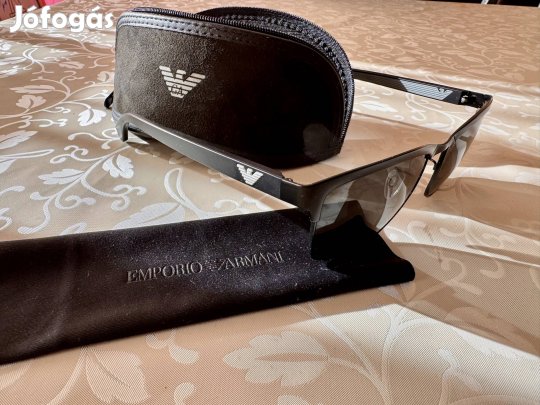 Eladó Emporio Armani napszemüveg