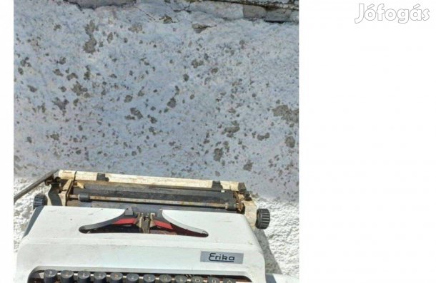 Eladó Erika régi táska írógép