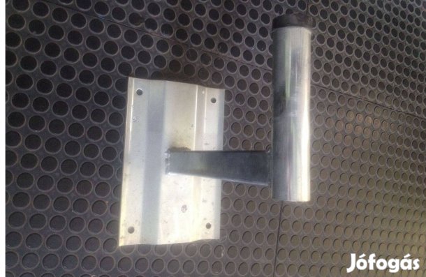 Eladó Falitartó konzol, Talpas Antenna 30 cm-es!