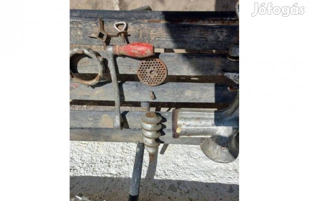 Eladó Favorit 10 húsdaráló alkatrészek