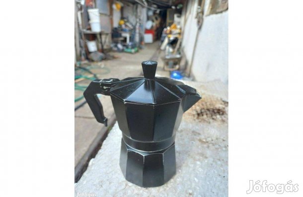 Eladó Fekete kotyogós kávéfőző