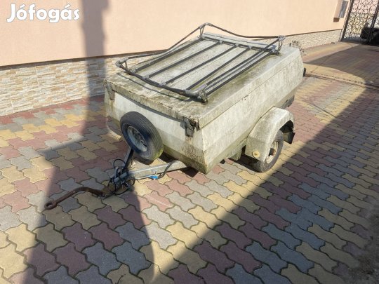 Eladó Felnyitható Utánfutó 