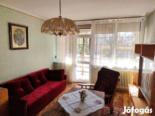 Eladó Földszinti Lakás A Belvárosban!!