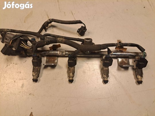 Eladó Ford Mondeo 1.8 benzin porlasztó híd injektor sor befecskendező