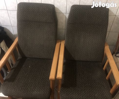 Eladó Fotelek egy pár szép állapotban 