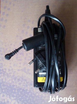 Eladó Fujitsu laptophoz eredeti, használt CP045013-01 hálózati töltő
