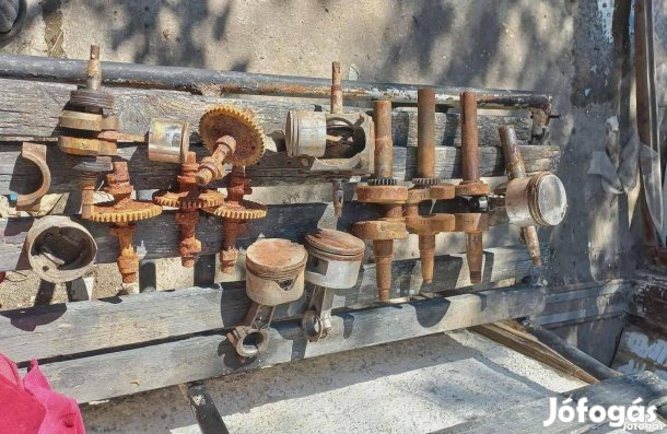 Eladó Fűnyíró főtengely alkatrészek