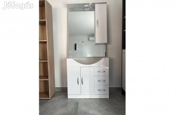 Eladó Fürdőszoba bútor Ledf (Mosdókagylót nem tartalmaz )