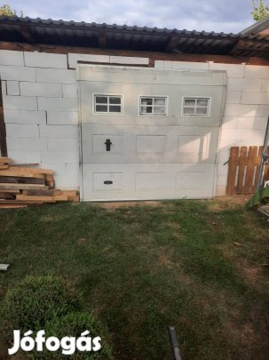 Eladó Garázskapu