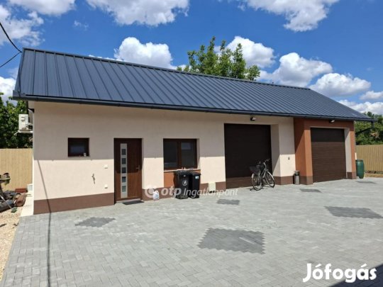 Eladó Gazdasági épület, Hajdúböszörmény