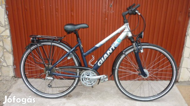 Eladó Giant női trekking kerékpár