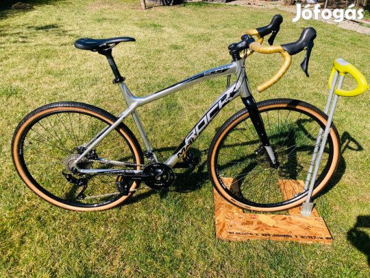 Eladó Gravel kerékpár