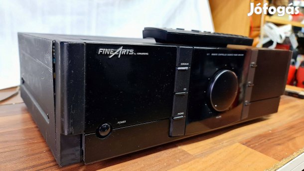 Eladó Grundig Finearts V1 erősítő+távirányító