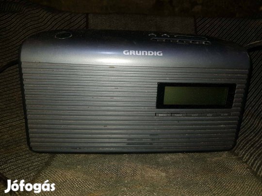 Eladó Grundig Music 61 rádiós óra