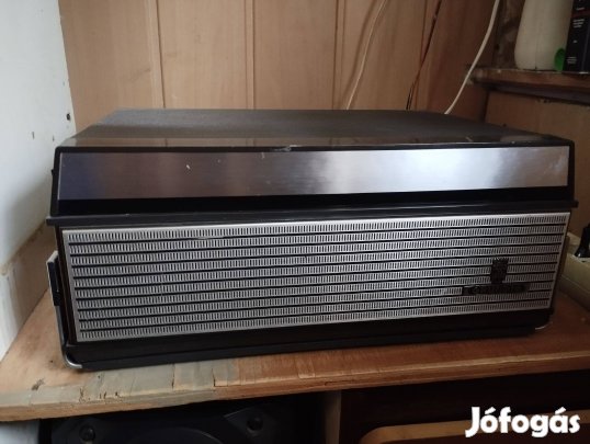 Eladó Grundig órsós magnó