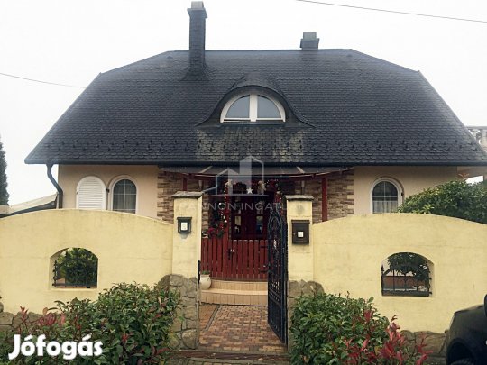 Eladó Ház, Alsóörs 240.000.000 Ft