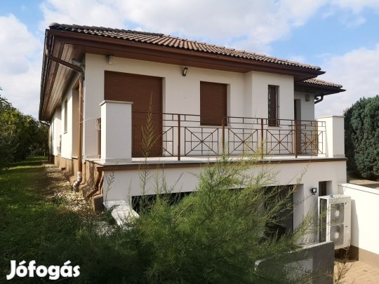 Eladó Ház, Hévíz 196.900.000 Ft