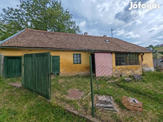 Eladó Ház, Pécs 16.900.000 Ft